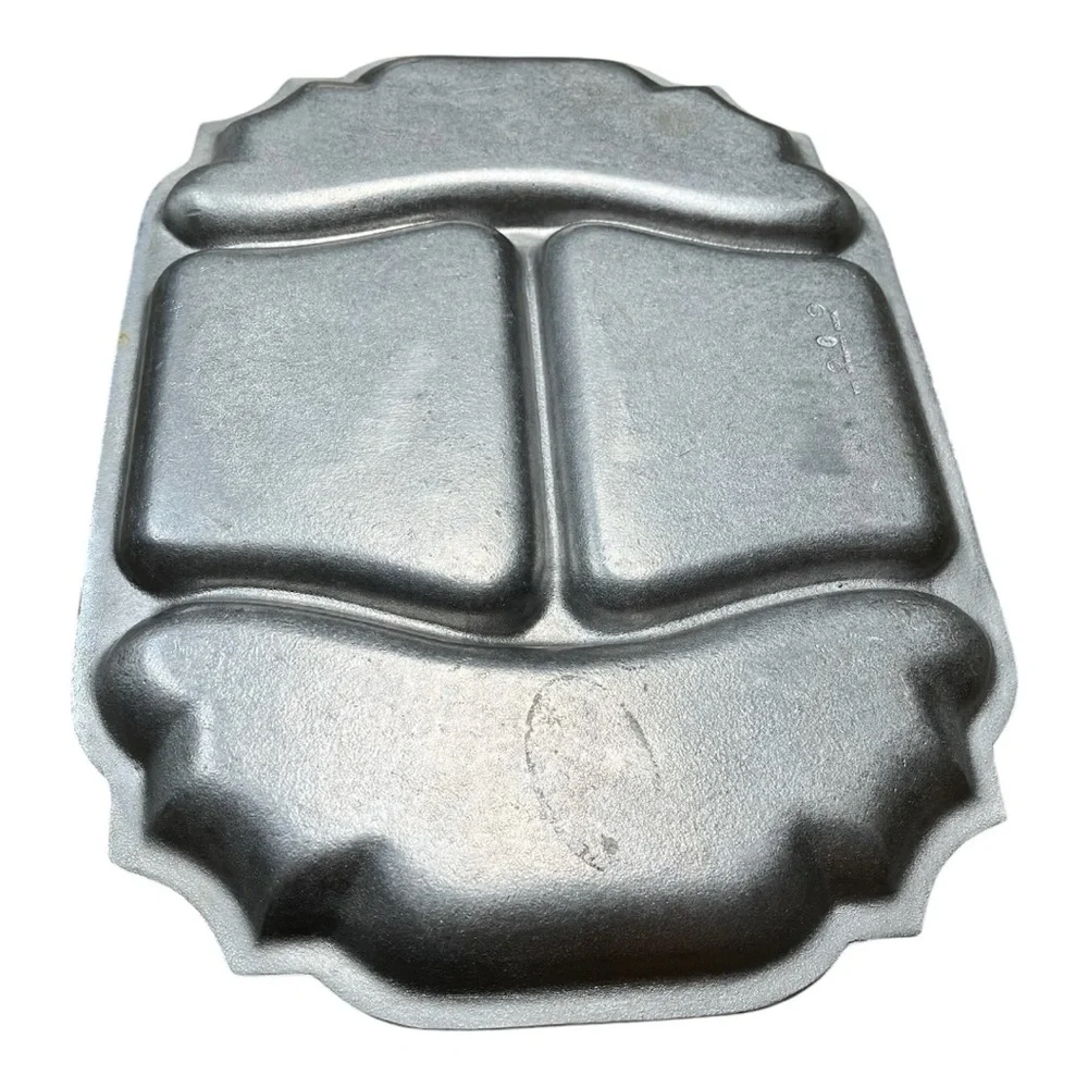 Silver Compartment Platter Armetal Tavern Pewter Scalloped Tray by Wilton